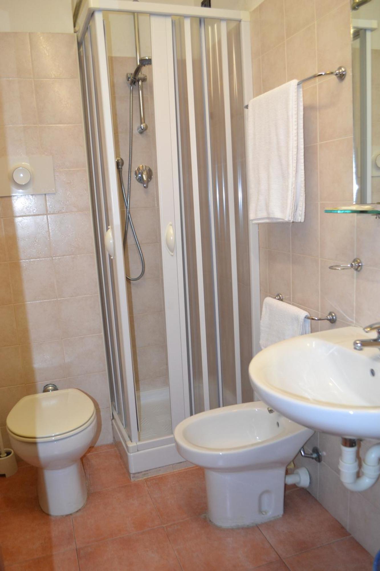 Hotel Iride Stazione Lambrate Citta Studi Milano Phòng bức ảnh